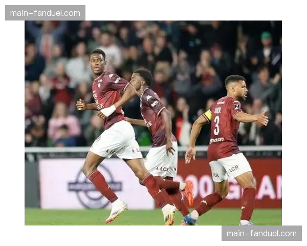 官方：梅斯前锋伤愈回归合练，有望在最后冲刺阶段复出